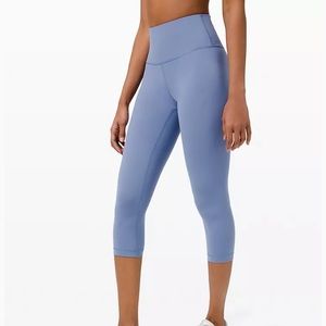 SOLD 21” Cropped Water Drop Blue lululemon leggings